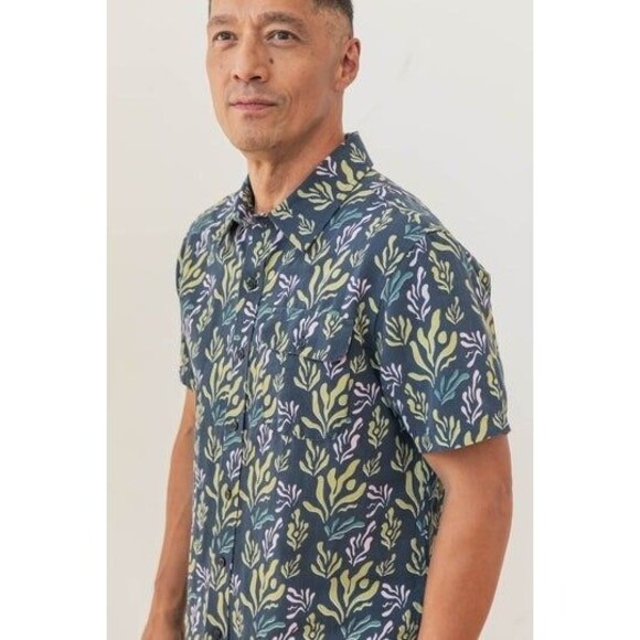 Bridge & Burn The Marten Shirt Printed Short Sleeve Standard Fit L NWT 282866 - Picture 3 of 9